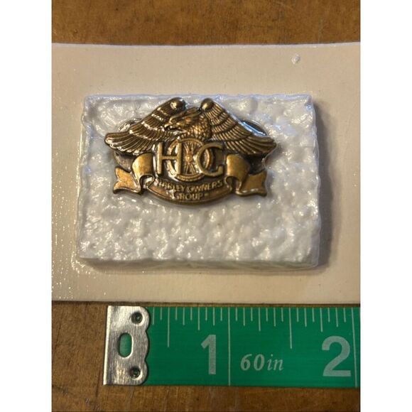 Harley-Davidson HOG 1983 Pin NIP Sealed (5277) - Picture 2 of 3